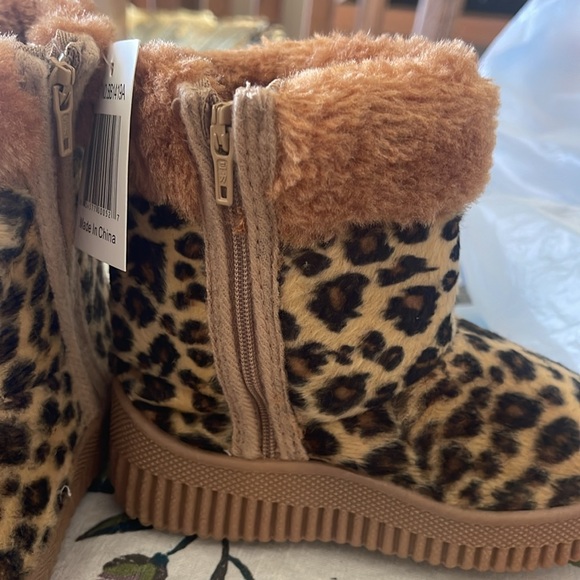 Super Furry Camel Leopard Toddler Pom Winter Boots Vegan Outdoor - Picture 6 of 7